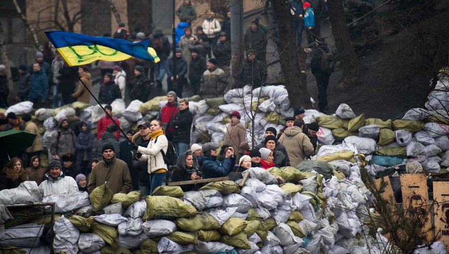 Atrocités russes et interdiction de grève par le gouvernement ukrainien