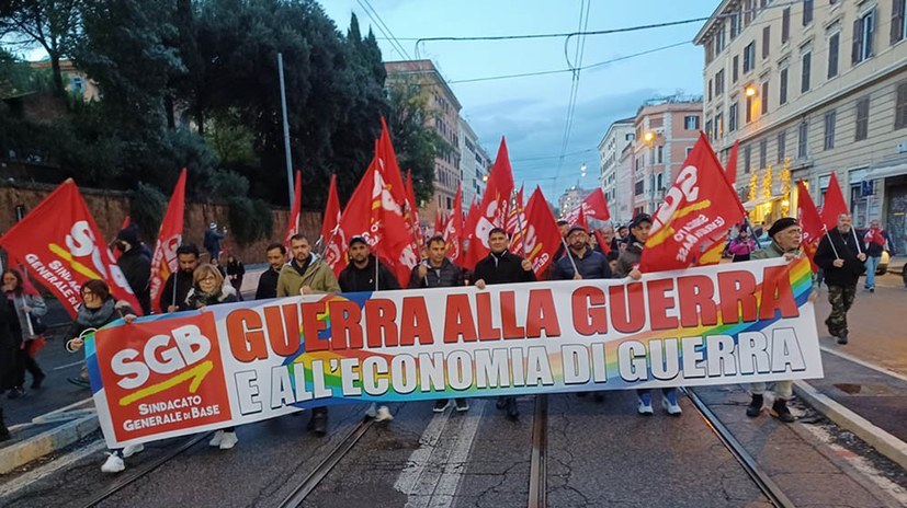 Rome : Manifestation contre le gouvernement Meloni, contre la guerre et la vie chère