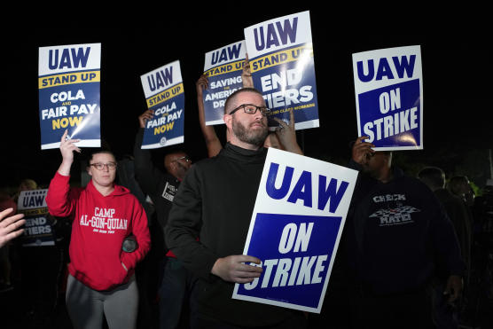 Etats-Unis : le syndicat UAW engrange une victoire historique chez Volkswagen
