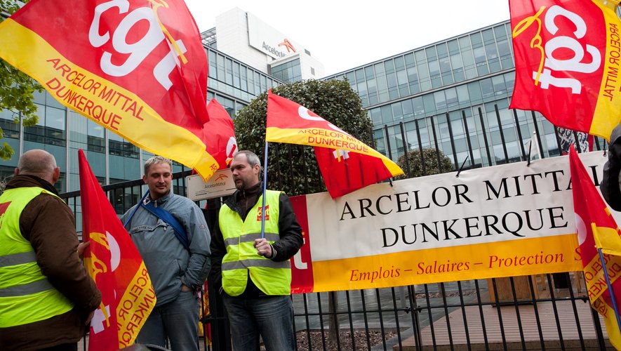 « Camarades, défendons nos emplois ensemble ! »