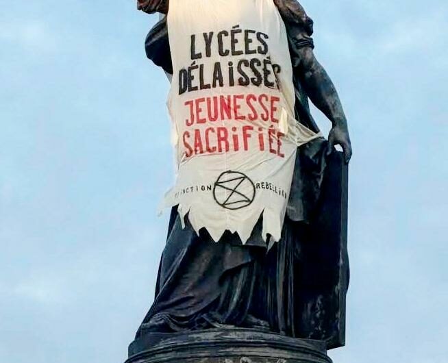 Prolétaires, debout !  Bulletin n° 42 : Lycéens, étudiants, votre révolte est légitime !  La jeunesse veut un avenir !